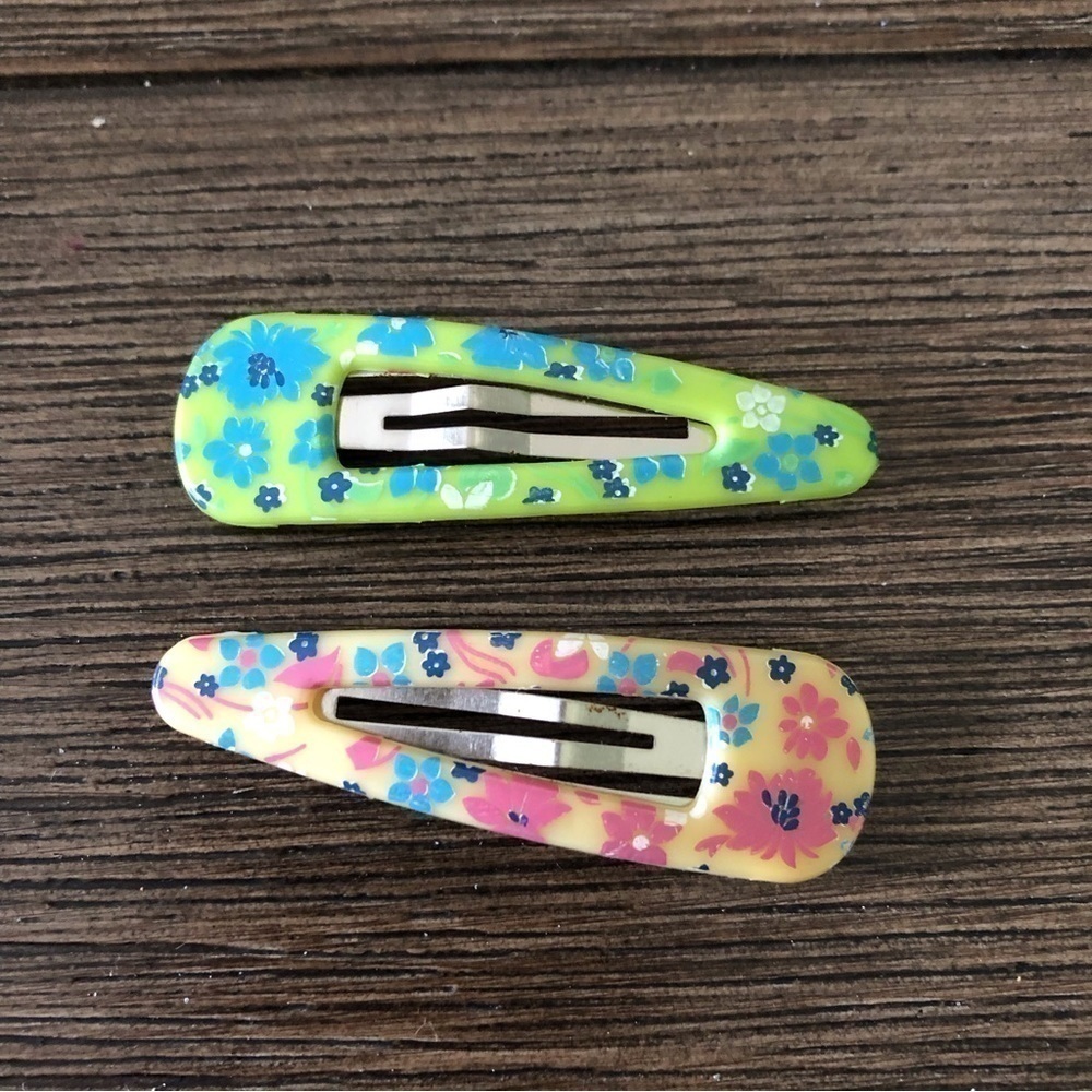 retro style floral hair clips 2ct